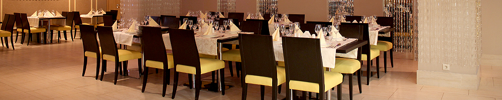 Панорама зала ресторана "СТАТУС"